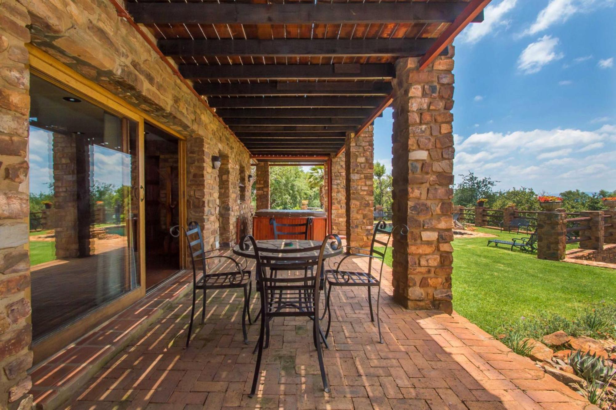 Idwala Le Ingwe Lodge Hekpoort Esterno foto